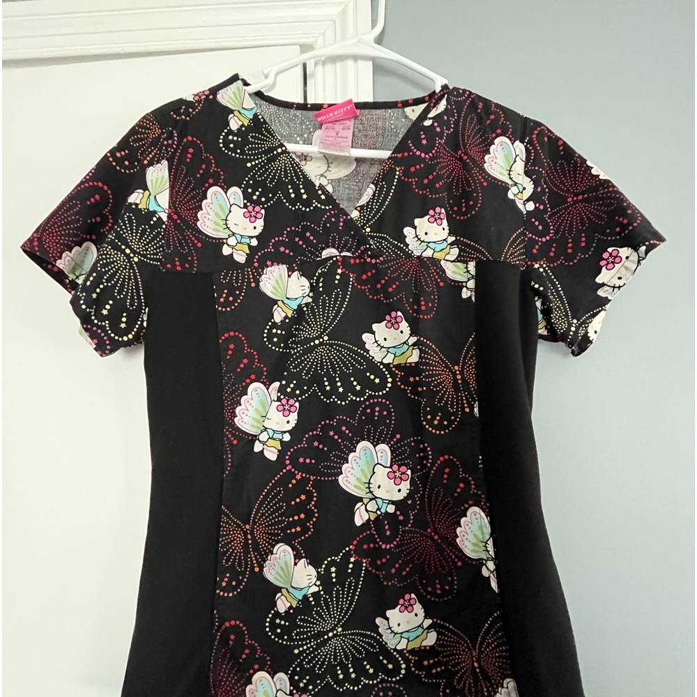 SMALL hello kitty scrub top